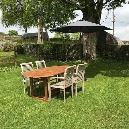 Classy 2 Bed Peak District Cottage Barn Near Alton Towers, Polar Bears, Chatsworth House Whiston  Exterior photo