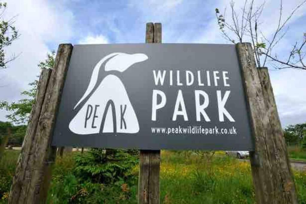 Classy 2 Bed Peak District Barn Near Alton Towers, Polar Bears, Chatsworth House Holiday home