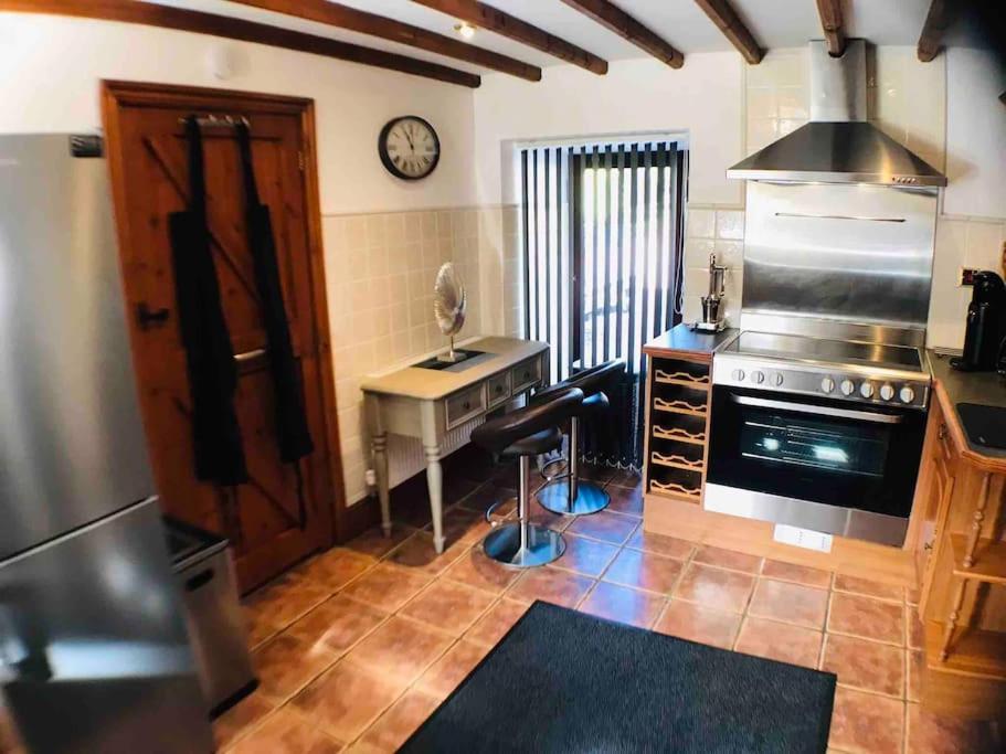 Holiday home Classy 2 Bed Peak District Barn Near Alton Towers, Polar Bears, Chatsworth House Whiston (Staffordshire Moorlands)